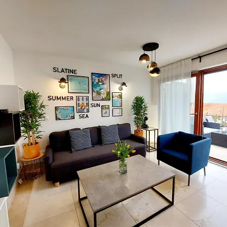 Livia Apartment