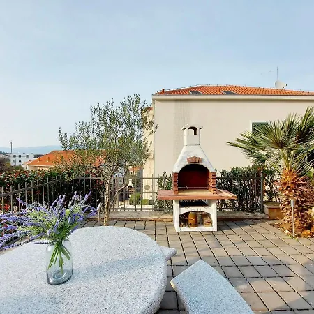 Livia Apartment Slatine